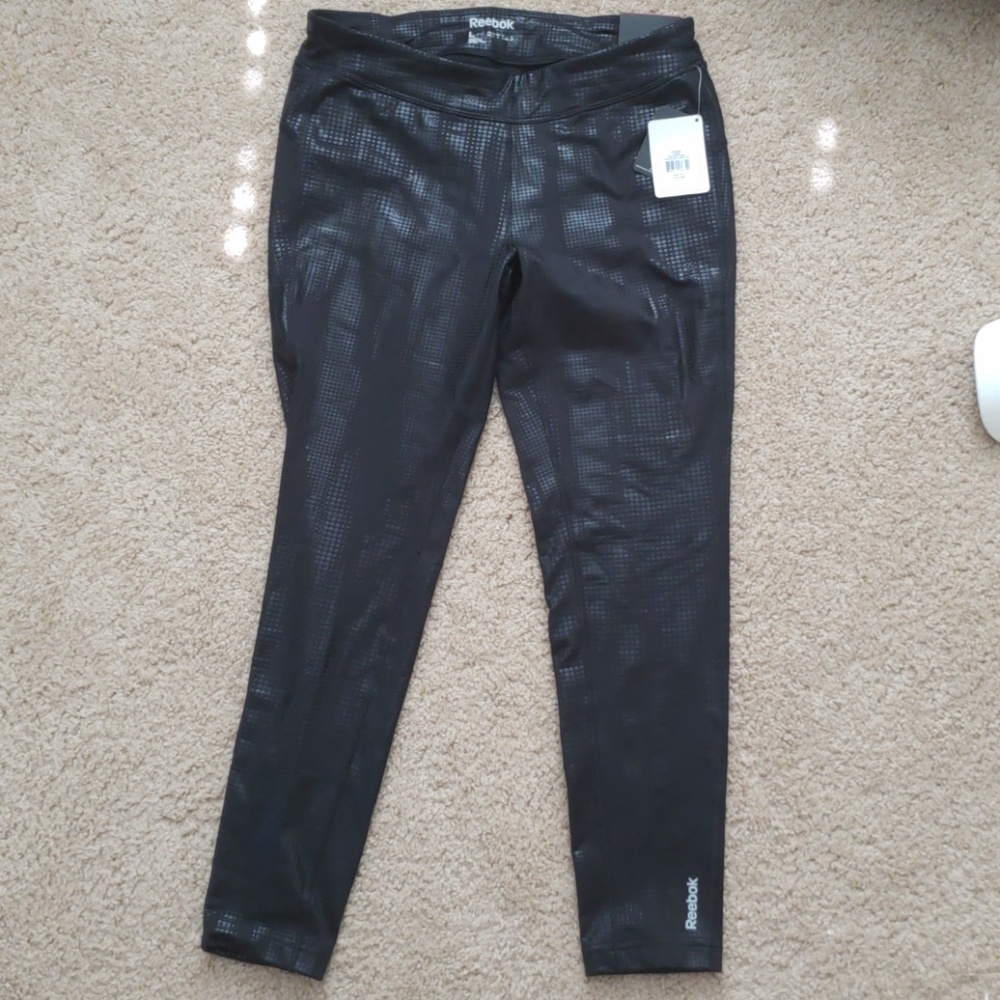 Reebok cold weather compression tights nwt L
